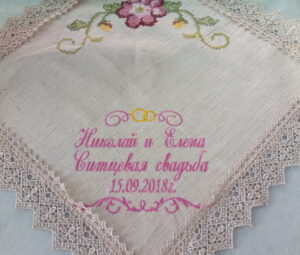 Вышивка на салфетках