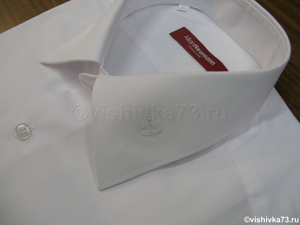 Машинная вышивка на рубашке